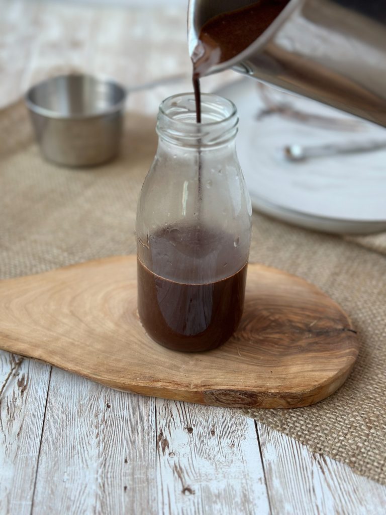 Picture of chocolate syrup