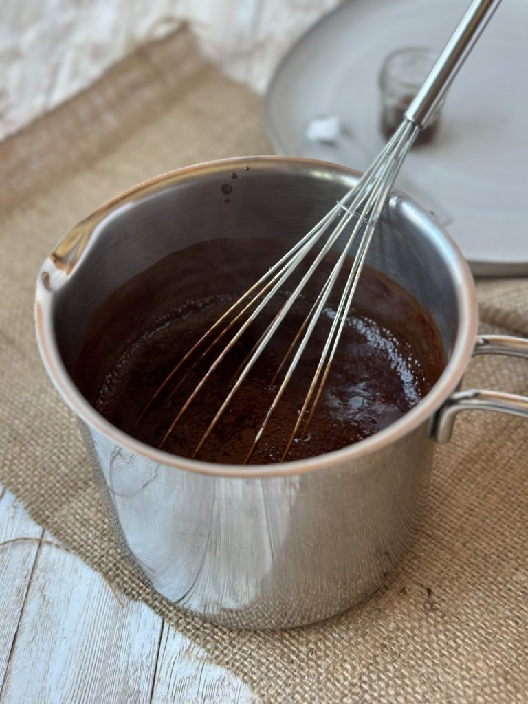 Picture of chocolate syrup